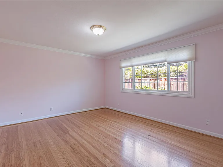 794 Manor Way — Photo 23