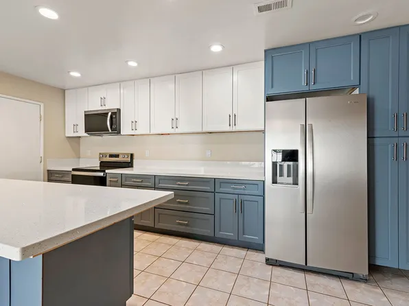 247 Countryhaven Rd, Encinitas, CA 92024