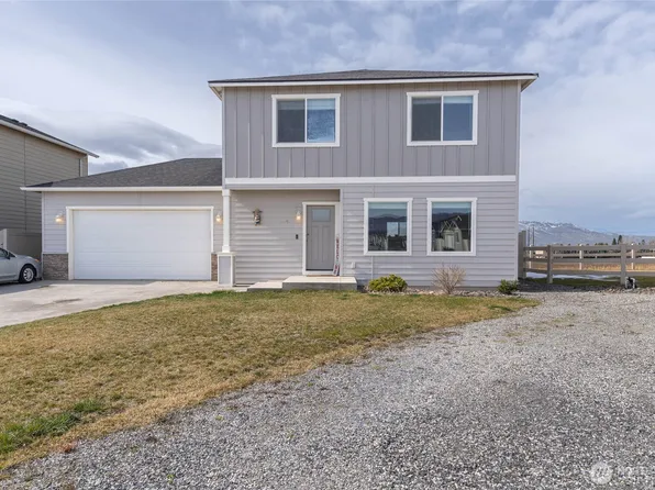 2247 S Mystical Loop, East Wenatchee, WA 98802