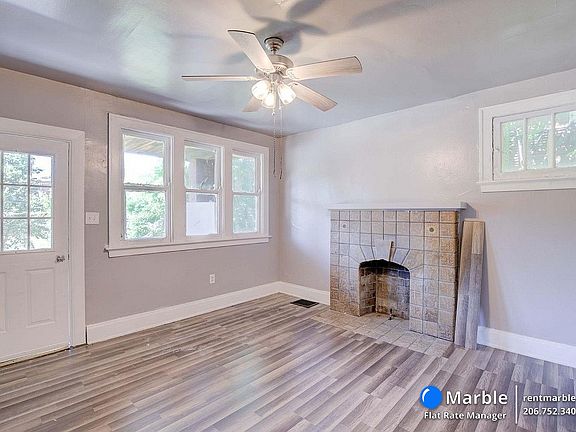 3rd image of 988 Cleveland Ave Unit A