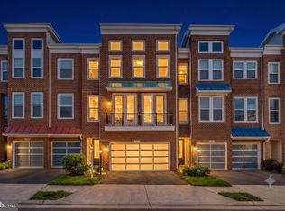 42279 Fox Tracks Ter, Ashburn, VA 20148