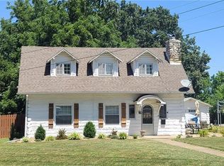 717 Saint Louis Ave, Excelsior Springs, MO 64024