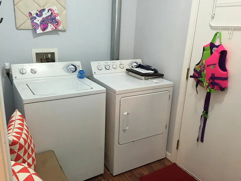 8102 Addington Dr #TOWNHOUSE — Photo 8