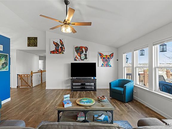 5th image of 322 Old Meramec Station Rd