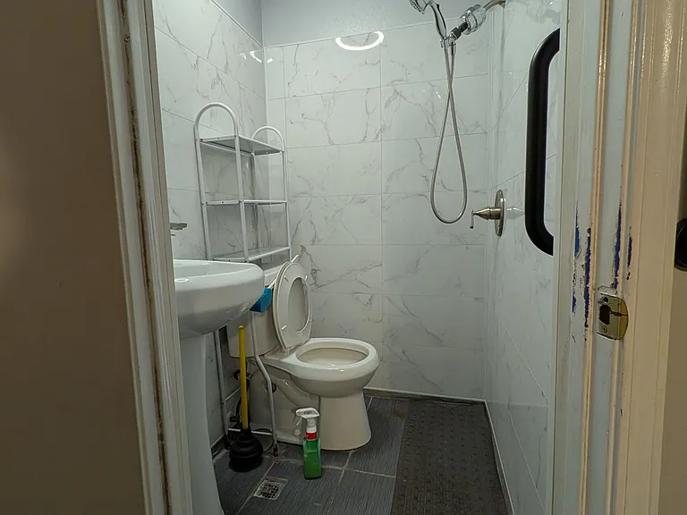 Willow Wood Dr — Photo 4