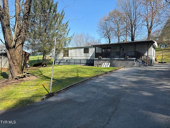 2nd image of 127 Sunny Acres
