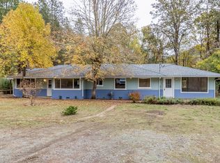 106 Trail Marker Ln, Glendale, OR 97442