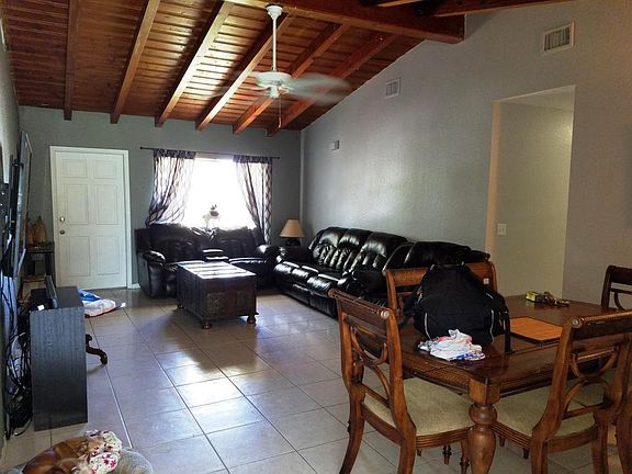 3rd image of 281 W Shadyside Cir