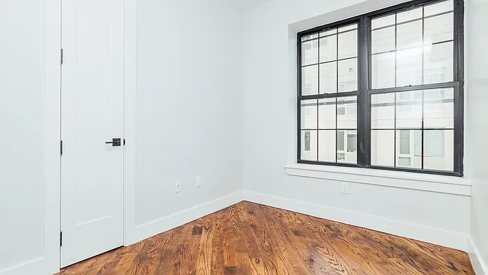 Rented by Nooklyn NYC LLC | media 6