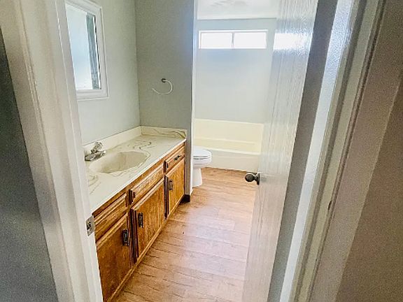 4th image of 25585 New Chicago Ave APT R