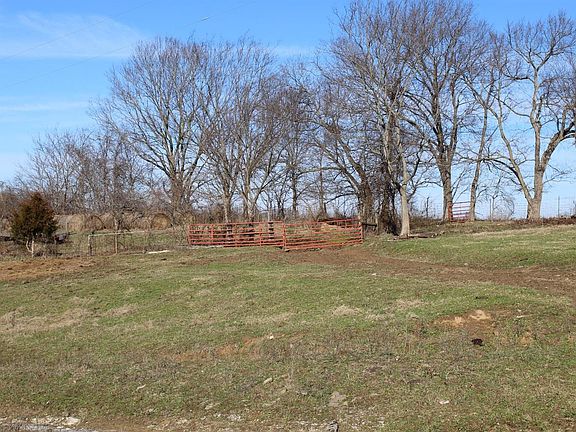 2nd image of 4710 Ky Hwy 1295