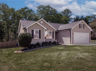 113 Raintree Ct, Easley, SC 29642