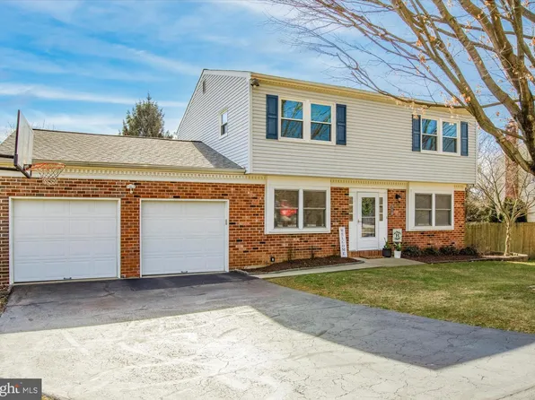 310 Flourtown Rd, Lafayette Hill, PA 19444