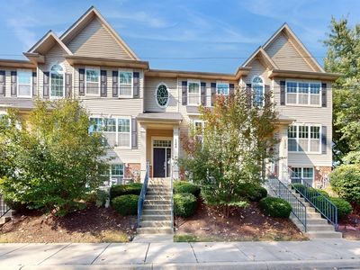 122 Melrose Ct, South Elgin, IL, 60177
