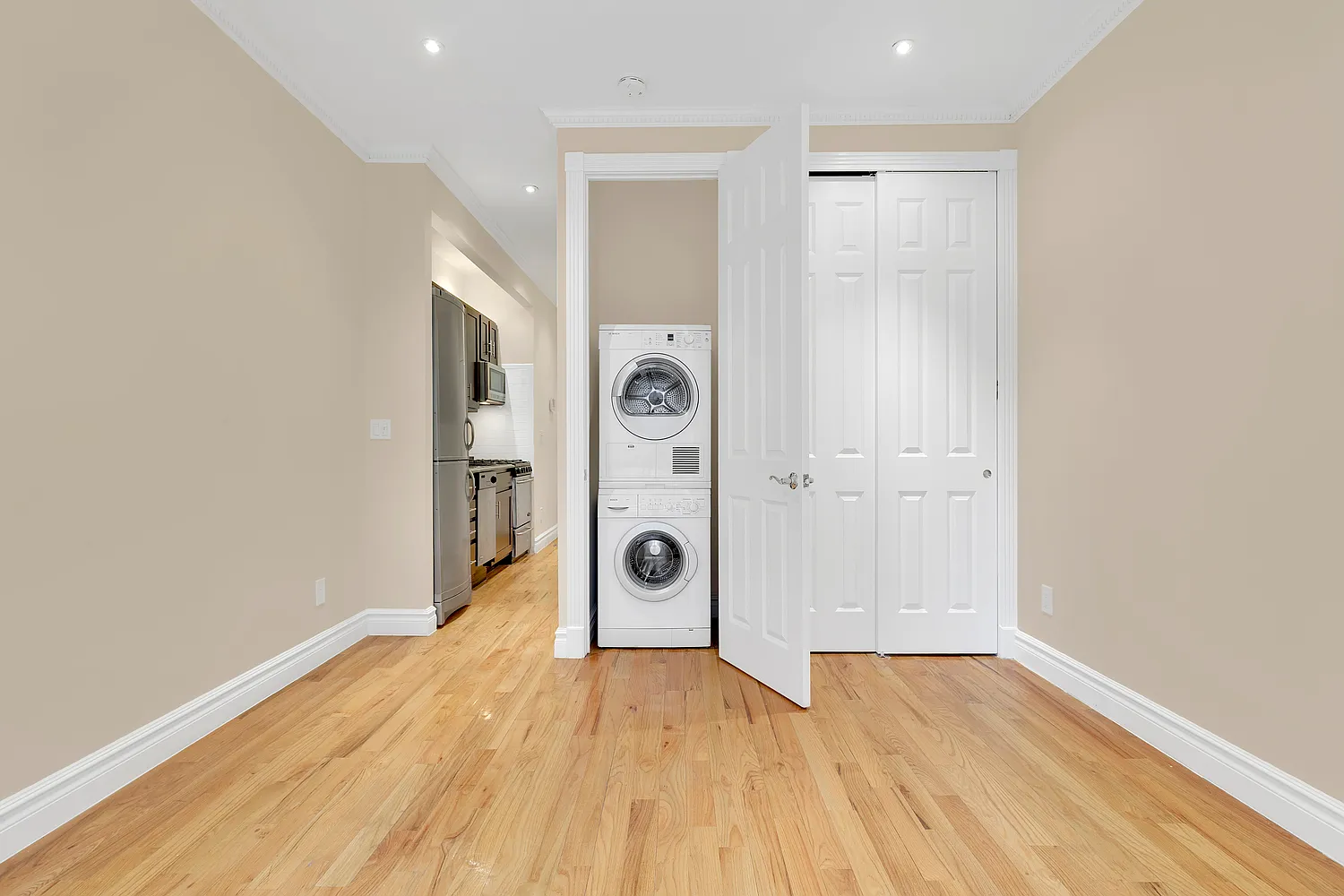 404 East 88th Street — Photo 4