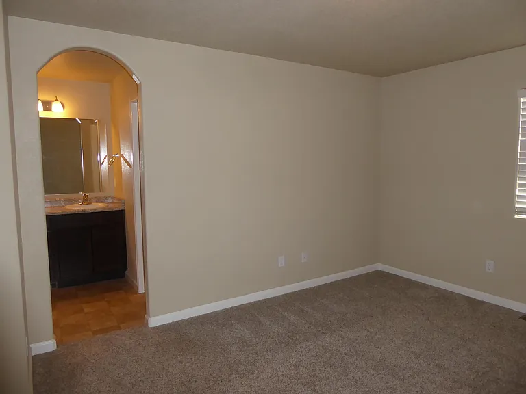 6592 Emerald Isle Hts — Photo 17