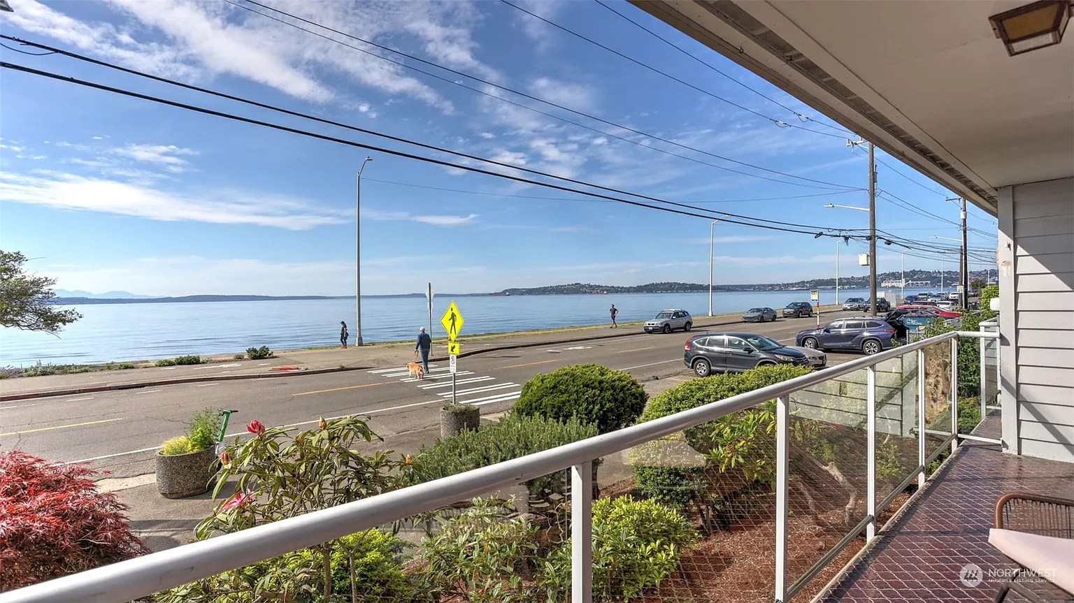 2104 Alki Avenue SW #102 photo 1