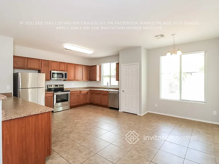 6778 W Wethersfield Rd — Photo 6
