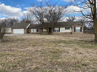 11840 Leonard Rd, Gravette, AR 72736