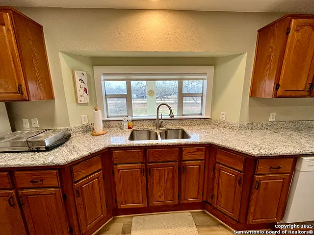 298 Haley Ln — Photo 11