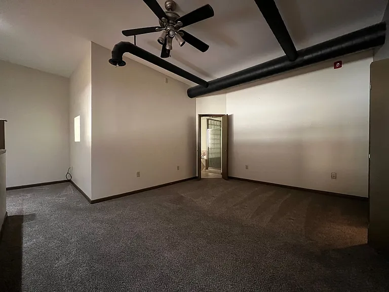 313 Park Central E #302 — Photo 10