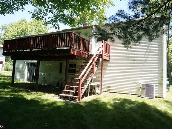 5th image of 1 Tuxedo Dr