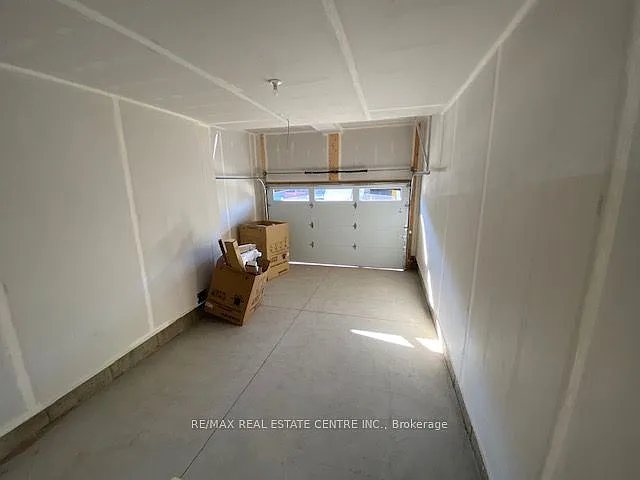 34 Pondcliffe Dr — Photo 11