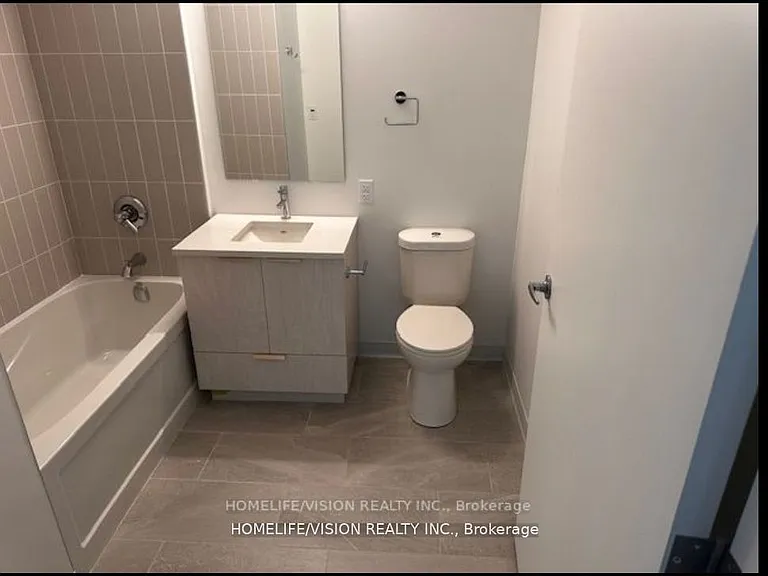 120 Huron St #526 — Photo 7
