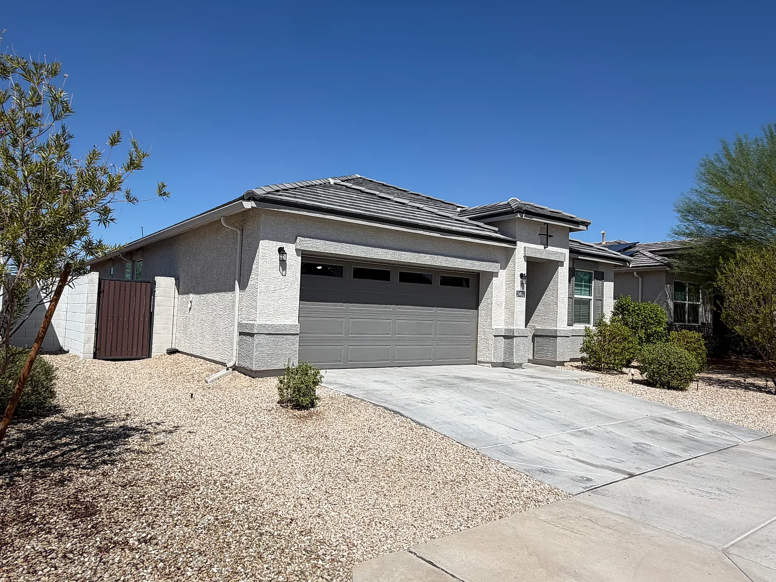 4 bed, 1611 sqft, $2,300 — Photo 2