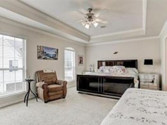 5th image of 3214 Holly Meadow Dr