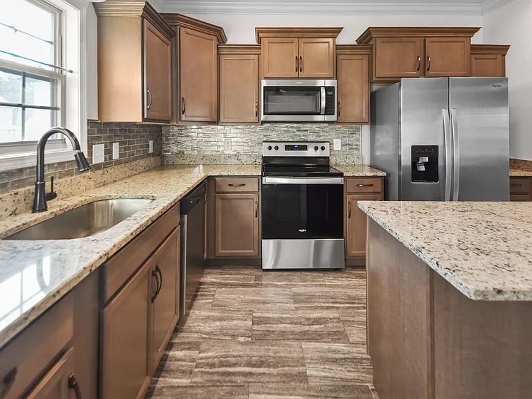 1032 Spicer Dr — Photo 8