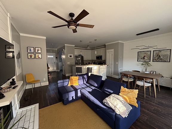 5th image of 3613 Sugar Tree Pl