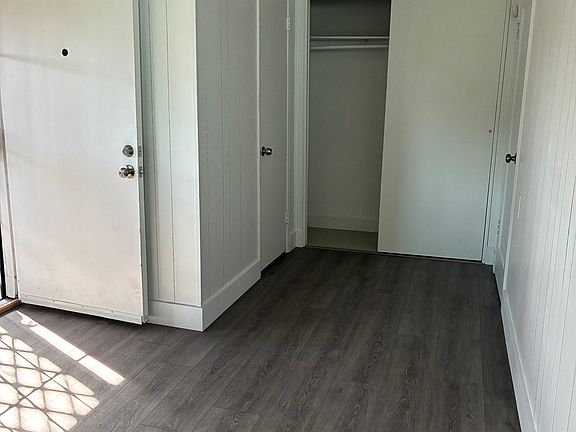 5th image of 5090 Pine St #A