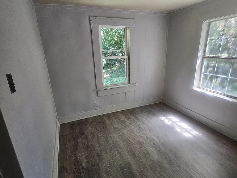 3403 Arlington Ave — Photo 4
