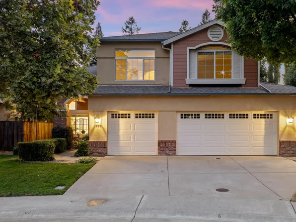 1123 Villaverde Ln, Davis, CA 95618