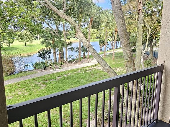 3rd image of 4521 W McNab Rd APT 16