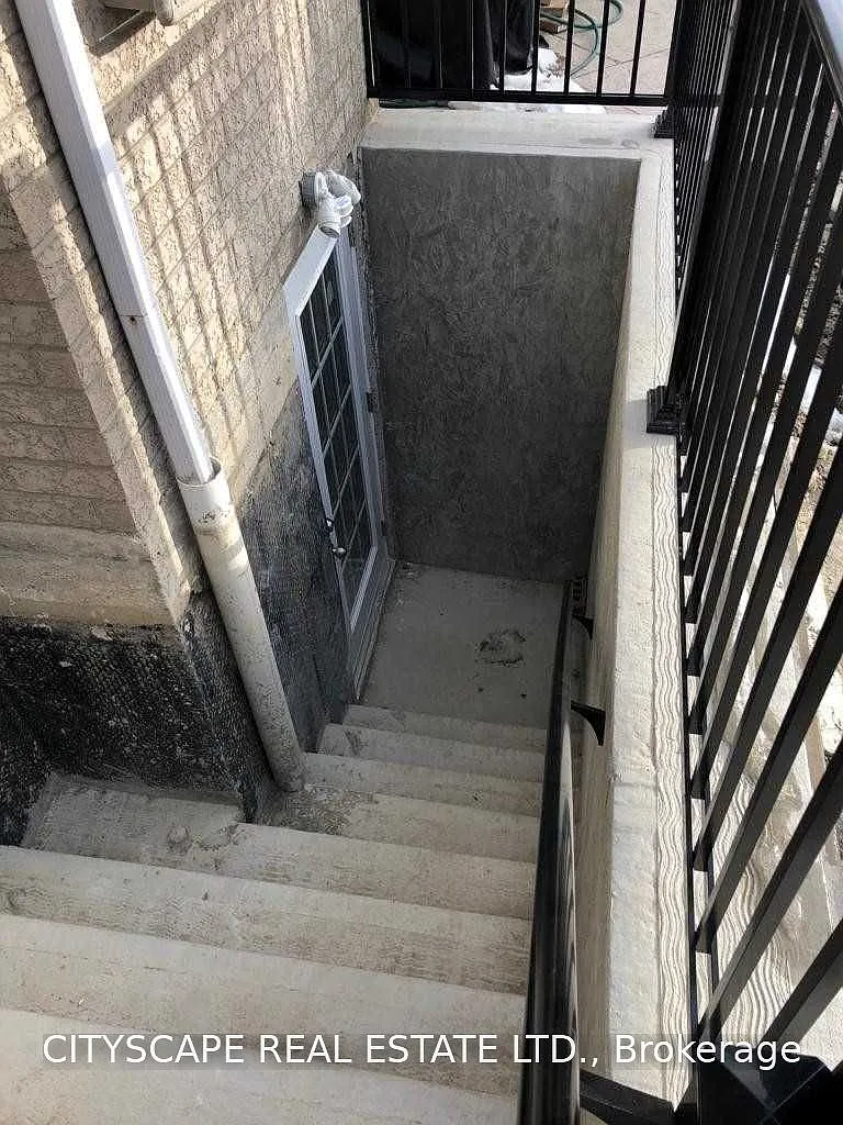 2 bed, $2,100 — Photo 3