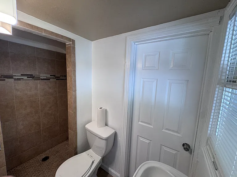 3128 Clay St — Photo 10