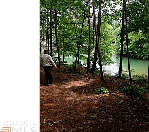 4th image of 6281 Woodlake Dr