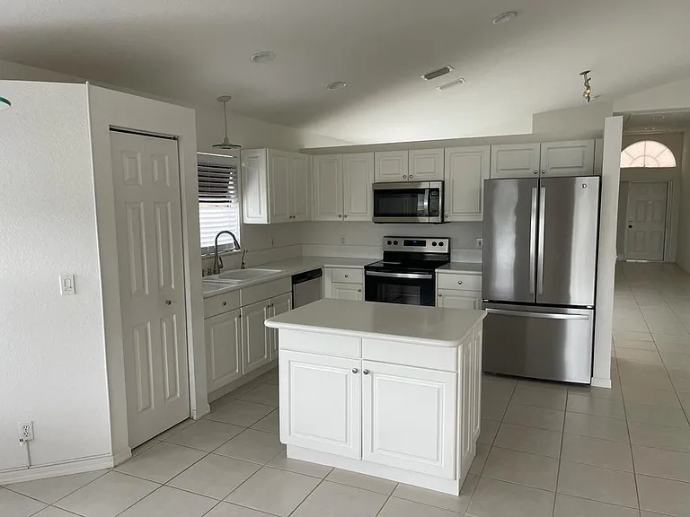 4178 Bluff Harbor Way — Photo 20