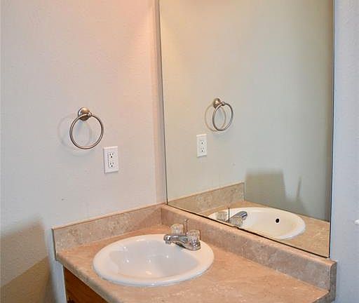 4th image of 408 N Cleveland Ave #408