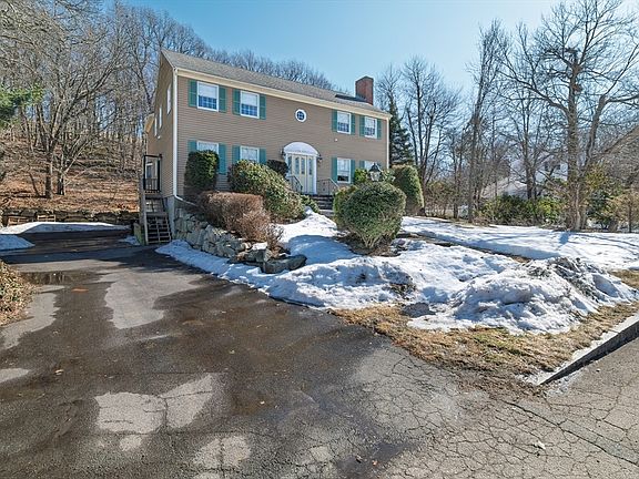3rd image of 88 Patricia Dr