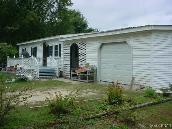 10090 Owens Rd, Hayes, VA 23072