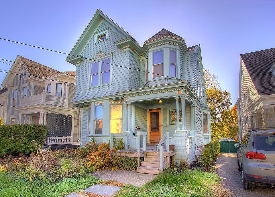 1st image of 451 E Allen St