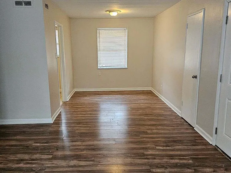 1507 Aldrich St NE — Photo 3