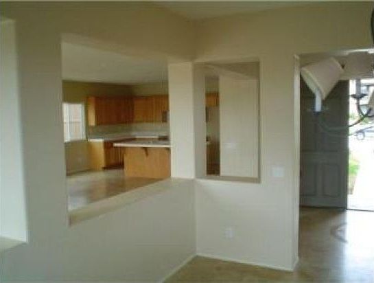 4th image of 23607 Underwood Cir