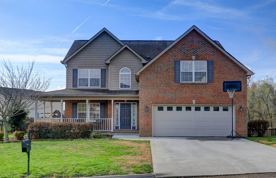 1st image of 6406 Hollow Oak Ln