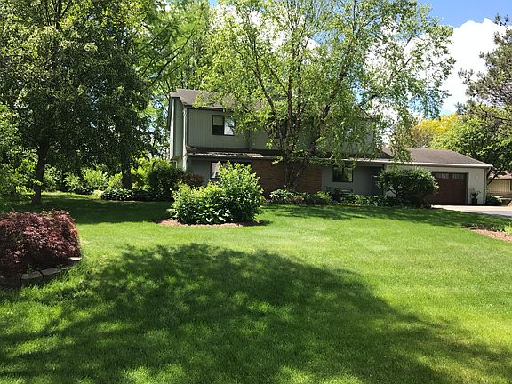 3rd image of 1011 Auburn Ln