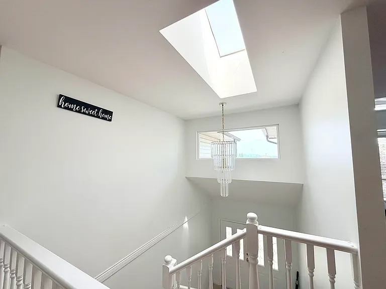 82XX 167a St #UPPER — Photo 2