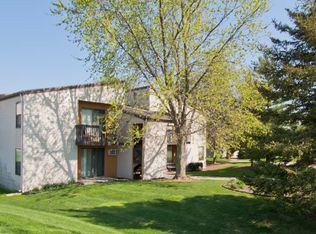 Knob Pines Apartments, Charlotte, MI 48813